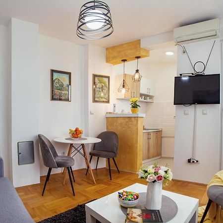 Apartman Mia Сремска-Митровица Экстерьер фото