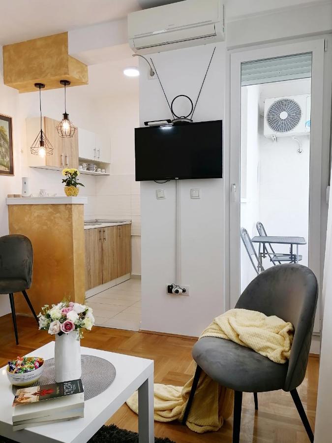 Apartman Mia Сремска-Митровица Экстерьер фото